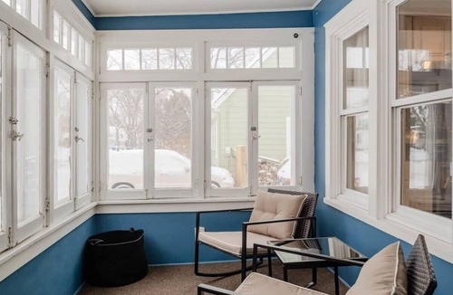Appleton House | Charming Downtown House w/Yard & Free Parking