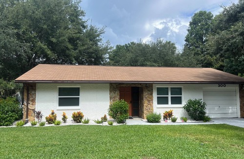 Safety Harbor House | Charming Downtown Home Steps to Main St