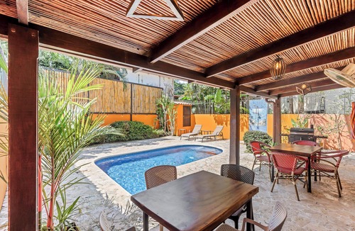 Potrero House | Charming Duplex in Playa Potrero’s Surfside Community, with a Private Pool, Cozy Interior & Walkable Access to the Beach