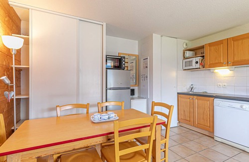 Aussois Apartment | Charming Duplex in Aussois - 6 ppl, Balcony, Parking