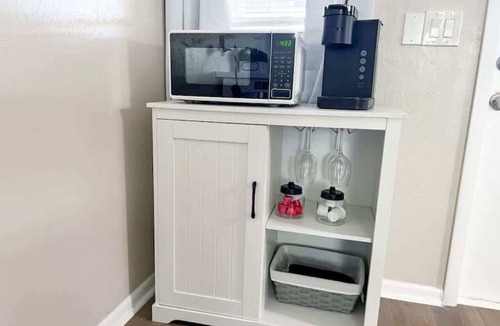 Zephyrhills House | Charming Duplex in Zephyrhills! 🌴