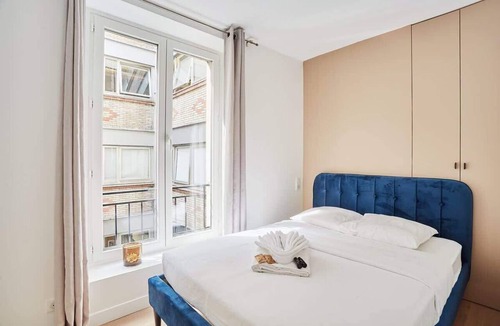 Les Halles Apartment | Charming Duplex - Louvre Museum
