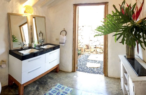 Barichara Cottage | charming early 20th century cabana