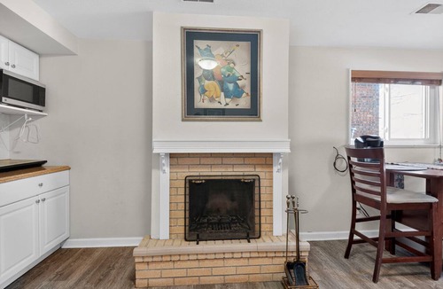 Washington Virginia Vale Apartment | Charming East Denver Hideaway, Apartment in House