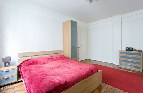 Grenelle Apartment | Charming Eiffel tower apartment