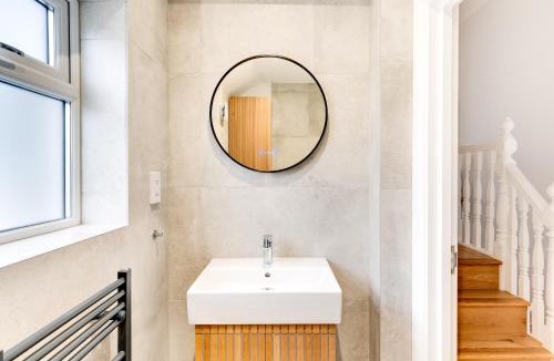 Pontcanna House | Charming Elegance at The Pontcanna Pearl - Prime Location with Comfort and Style