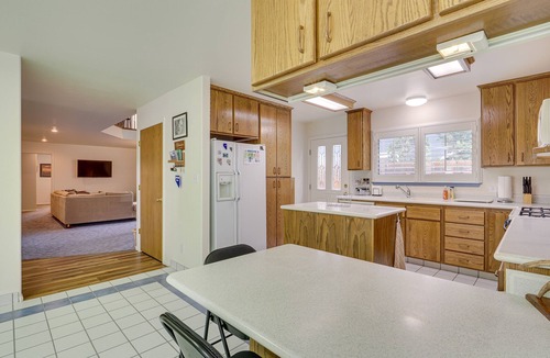 Elko House | Charming Elko Home w/Pool Table!