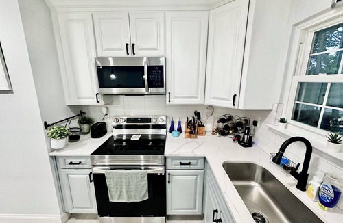 Severn House | Charming entire house with WiFi and AC in serene Severn