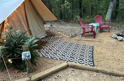 Coleman RV Rental | Charming Equipped Bell Tent Surrounded by Nature in Oklahoma