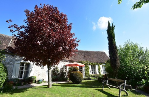 Yevre-le-Chatel House | Charming Escape, Yèvre-la-Ville