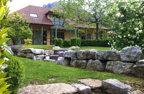 Menthon-Saint-Bernard House | Charming family home,(6bed-4bath) quiet, refined, lake and mountain views,