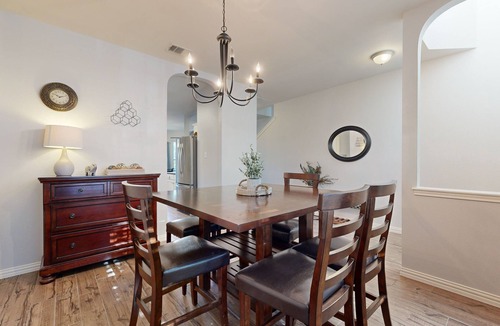 Helotes House | Charming family friendly home with Gameroom, enclosed backyard & 20 miles from San Antonio