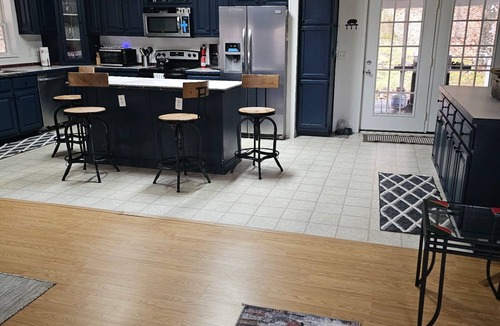 Rutherfordton House | Charming farmhouse with 3 bedrooms and WiFi, AC in enchanting Rutherfordton