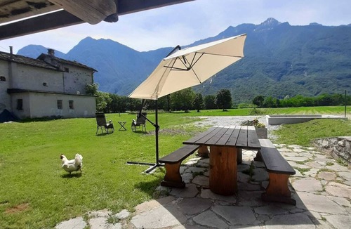 Samolaco Cottage | Charming farmhouse in northern Italy - nature, tranquillity & real agriturismo feeling