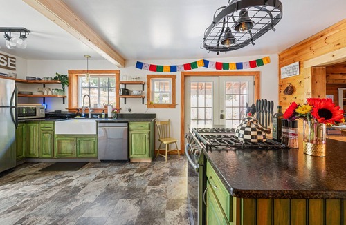 Wilmington House | Charming Farmhouse, Sauna - 4 bedrooms, WiFi, AC in Upper Jay