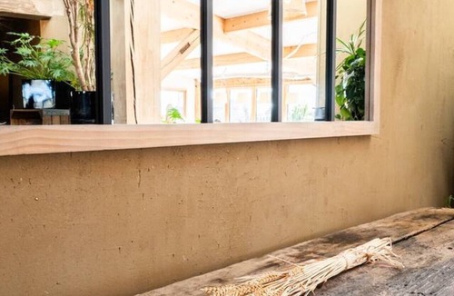 Gressey House | Charming farmhouse - sleeps 13 - 1 hour from Paris