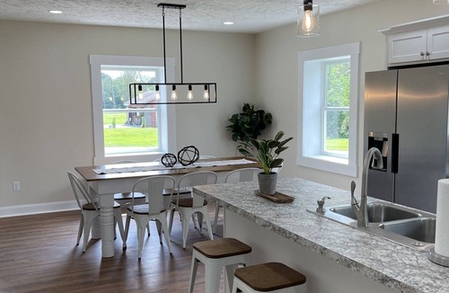 Monaca House | Charming Farmhouse