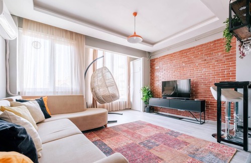 Rasimpasa Apartment | Charming Flat, 3 min to Bull Statue, 5 min to Moda