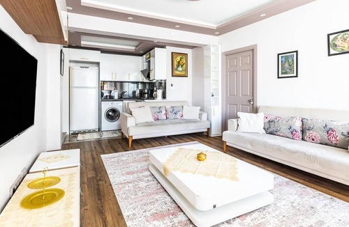 Sisli Apartment | Charming Flat 5 min to Cevahir Mall in Sisli