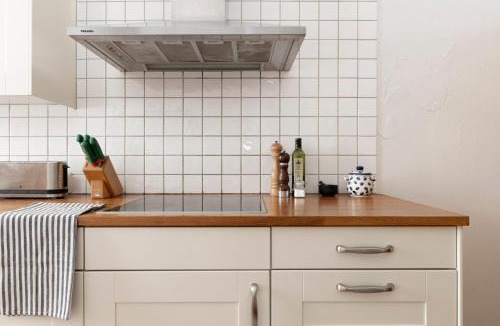 Punavuori Apartment | Charming Flat in Design District