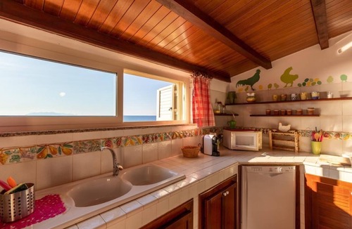 Marchesana Apartment | Charming flat in Marchesana with terrace
