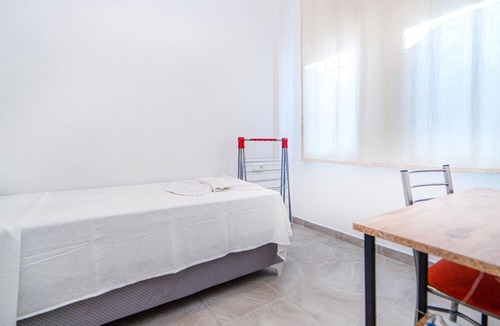 Turgutreis City Center Apartment | Charming Flat w Terrace 3 min to Beach in Bodrum