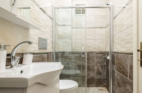 Sapanca Apartment | Charming Flat with Balcony in Sapanca Sakarya