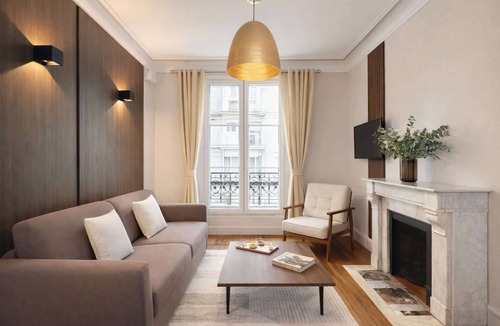 15th Arrondissement Apartment | Charming flat with lift - Eiffel Tower
