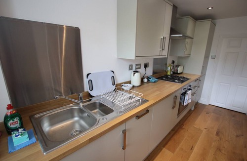 Clifton Apartment | Charming flat with private patio in Clifton