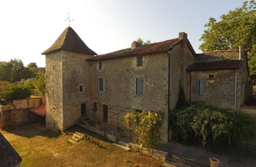 Beaulieu-sur-Sonnette Cottage | Charming Restored 15th-Century Priory with Modern Comfort, Fireplace, and Private Garden