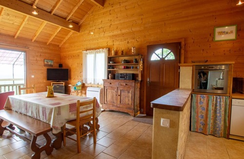 Cubjac Cottage | Charming house with private pool, air conditioning, WiFi and parking