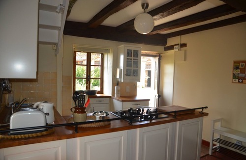 Montigny-sur-Armancon House | Charming house in a former presbytery