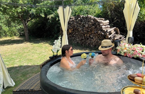 Rogny-les-Sept-Ecluses House | Charming gîte, benefiting from absolute calm and generous natural surroundings.