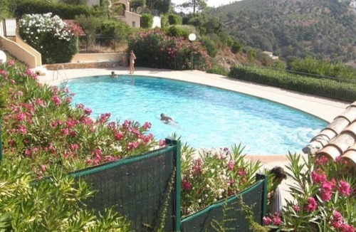 Les Issambres Cabin | Charming pavilion 5 minutes from the beaches and the entrance to the Gulf of Saint Tropez