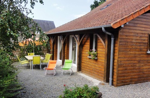 St-Aubin-des-Preaux Cottage | Charming house in Saint-Aubin-des-Préaux with private garden