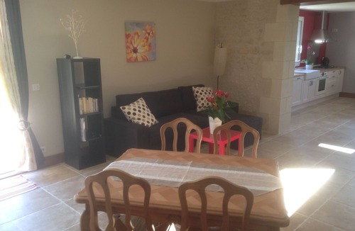 Saint-Georges-sur-Cher Cottage | CHARMING HOUSE WITH GARDEN, AIR CONDITIONING