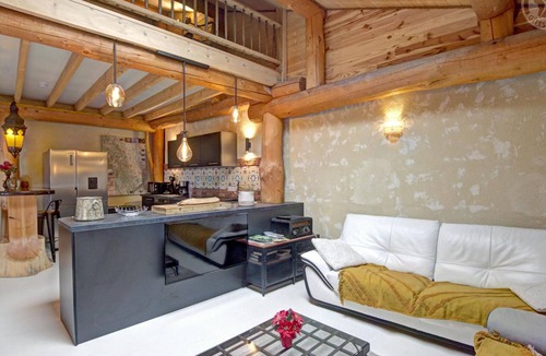 Saint-Jean-Soleymieux Cottage | Charming Cottage with Jacuzzi in Forez Mountains