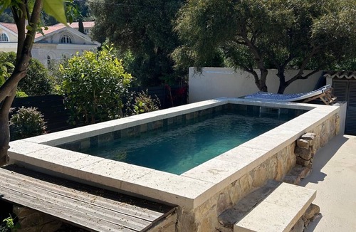Saint-Mandrier-sur-Mer Villa | Charming house, swimming pool, sea view, 4 minutes walk from the beach