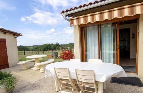 St-Michel-de-Double Cottage | Charming home for 6 in Dordogne, nature retreat