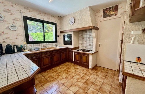 Saint-Pierre-Quiberon Villa | Charming 5-Room House, 130m², Near Beach, Quiet Area, Pet-Friendly, Enclosed Garden