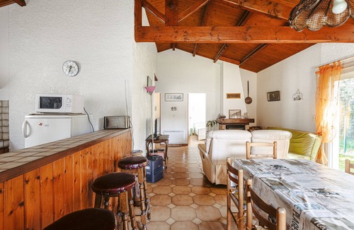 Saint-Trojan-les-Bains House | Charming Detached House with Terrace, Garden, and Garage 5 Minutes from the Beaches