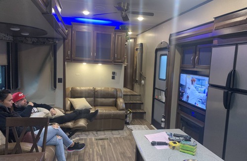Stockton House | Charming full furnished RV, Close to Country clubs and Universities