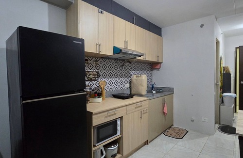 Mandaue Condo | Charming Fully furnished 3-Bedroom Condo in Mandaue City, Cebu