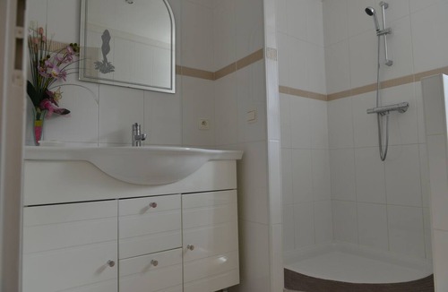 Annecy-le-Vieux Apartment | Charming furnished studio 2, 5 km from Annecy, mountain view near lake