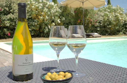 Bourdic Cottage | Charming gîte with heated pool on a wine estate in Uzès