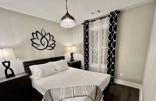 Gainesville House | CHARMING GAINESVILLE TOWNHOME 2