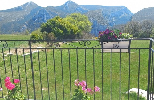 Rougon House | Charming gîte 300m from the picturesque village of Rougon