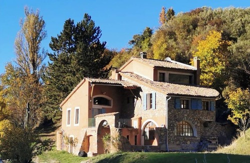 Bayons House | Charming gite at the foot of the Monges mountains. Southern Alps, 6 to 8 people