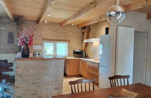 Salvagnac-Cajarc Villa | Charming gîte in Aveyron, 7 minutes by car from the river Lot.
