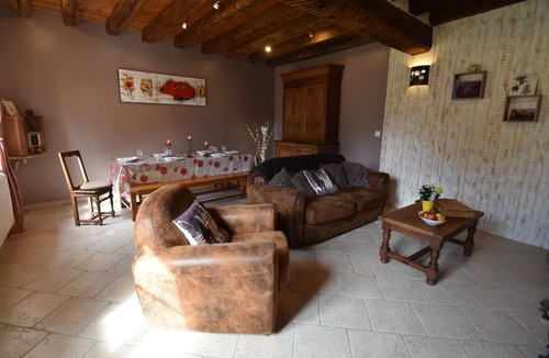 Esternay House | Charming gite in Champagne with heated indoor pool